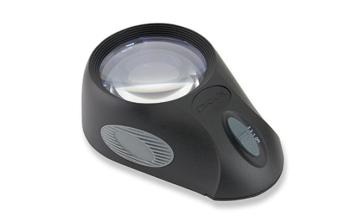 Lumiloupe LED magnifier